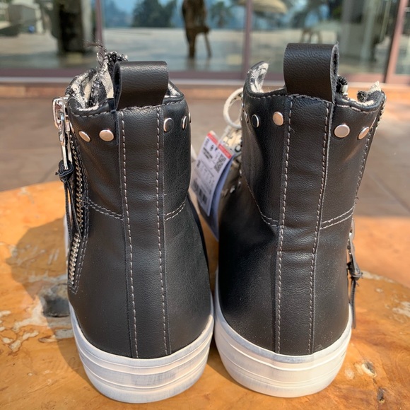 ZARA - Picture 2 of 4